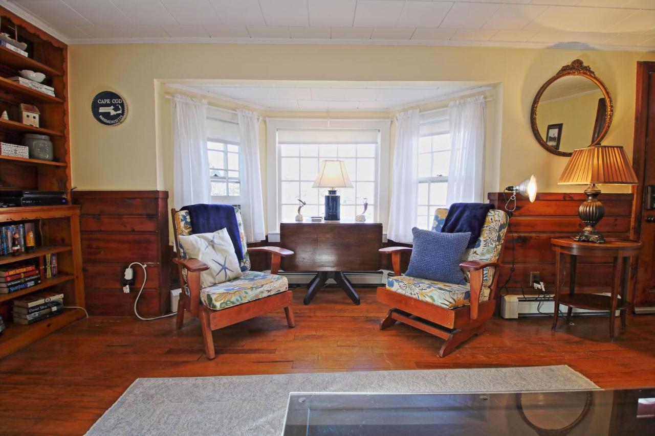 Lofted Cape Cottage By Leavetown Vacations Саут-Ярмут Екстер'єр фото